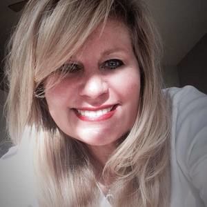 Meet your Posher, Debi